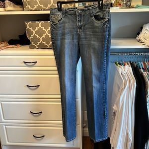 Earl Jeans with bedazzled back pockets  size 10